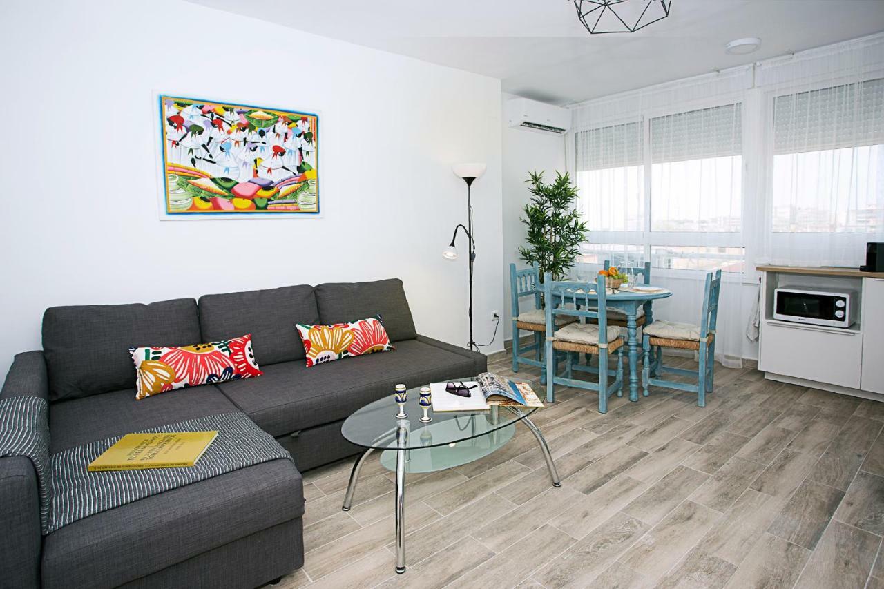 Monko - Blue Toscana, Pool & Center Apartment O 토레몰리노스 외부 사진
